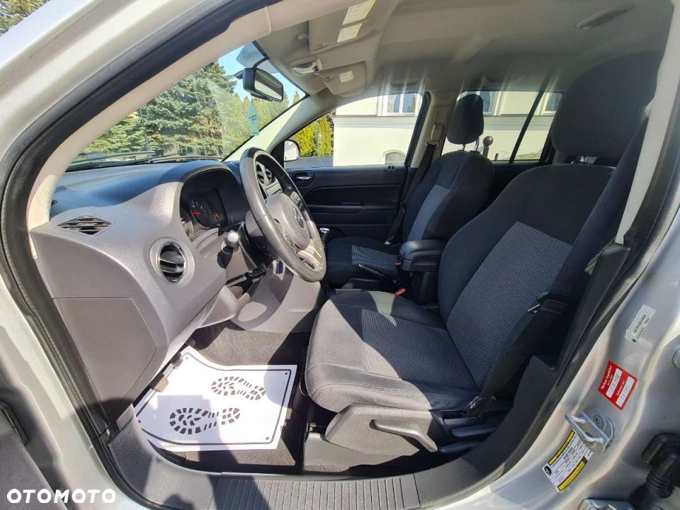 Jeep Compass 2.0 4x2 Limited - 9
