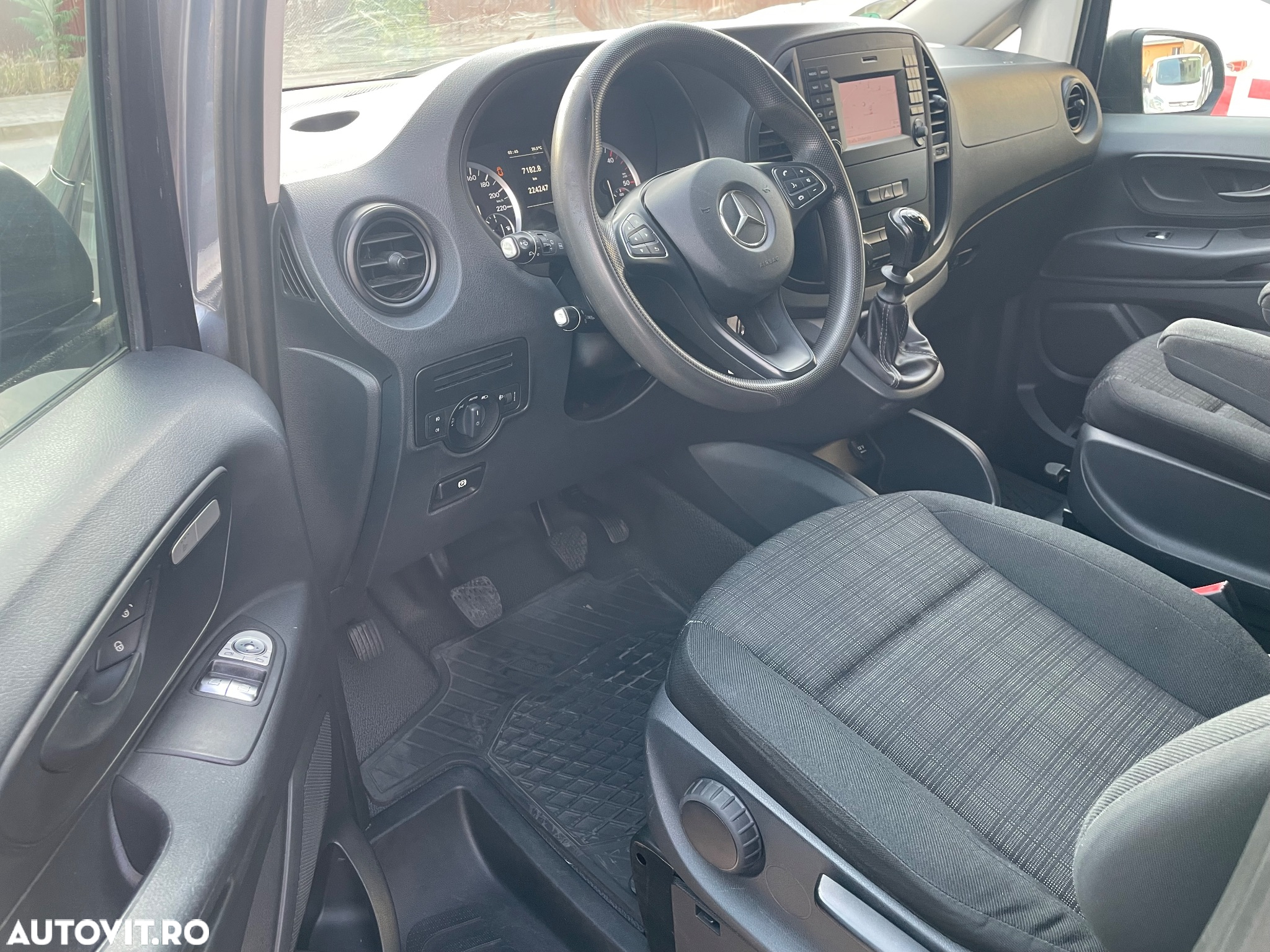Mercedes-Benz Vito 111 CDI (BlueTEC) Tourer Lang PRO - 9