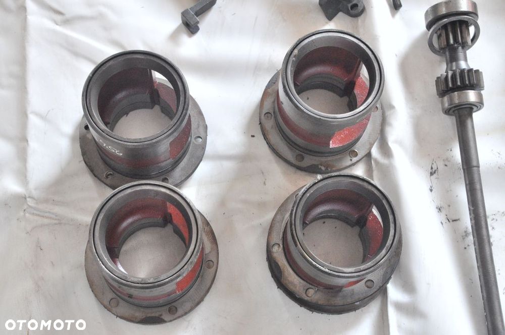 WAŁEK TRYB PRZESUWKA WIDEŁKI TARCZKI CLAAS CELTIS 456 - 2