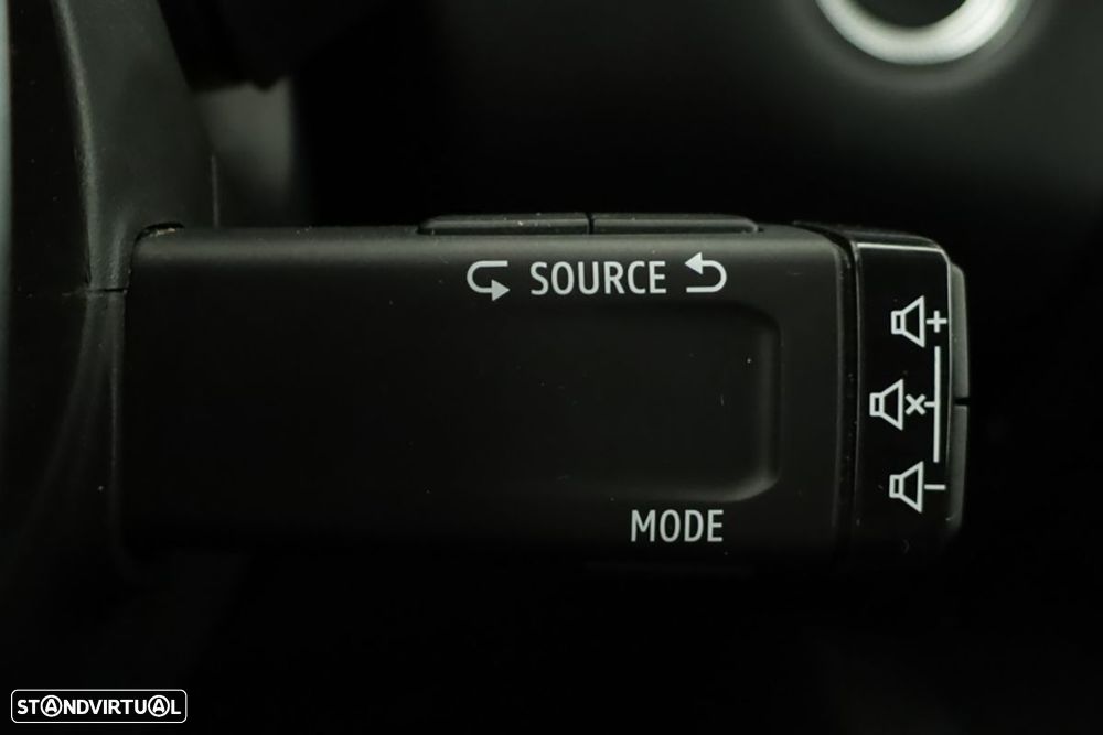 Renault Captur 1.0 TCe Techno Bi-Fuel - 19