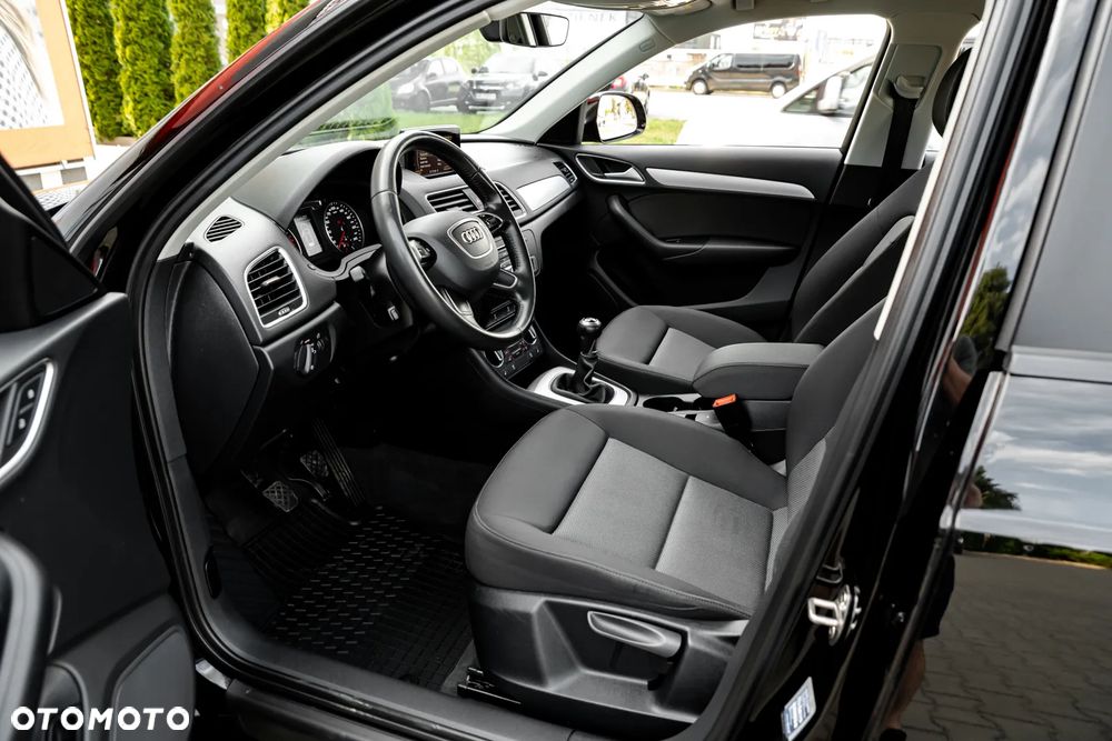 Audi Q3 2.0 TDI Design - 8