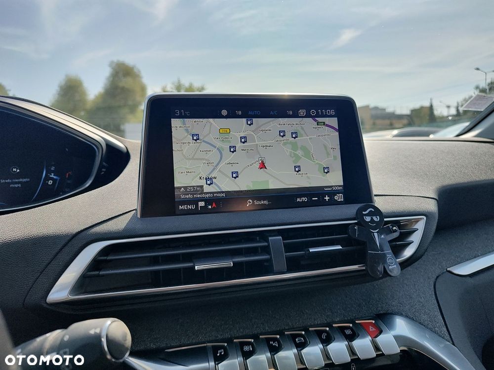 Peugeot 3008 1.2 PureTech Allure - 17