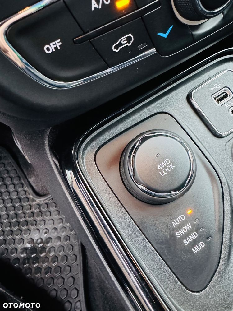 Jeep Compass 2.0 MultiJet Active Drive Limited - 23