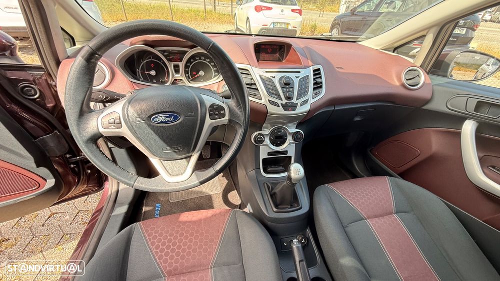 Ford Fiesta 1.4 TDCI Titanium - 12