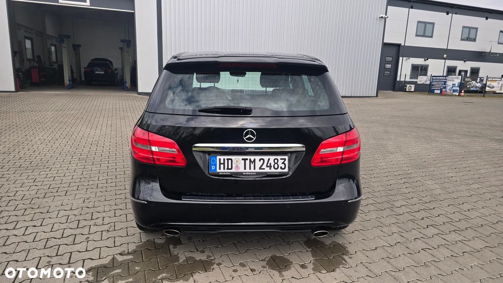 Mercedes-Benz Klasa B 180 (BlueEFFICIENCY) 7G-DCT - 5