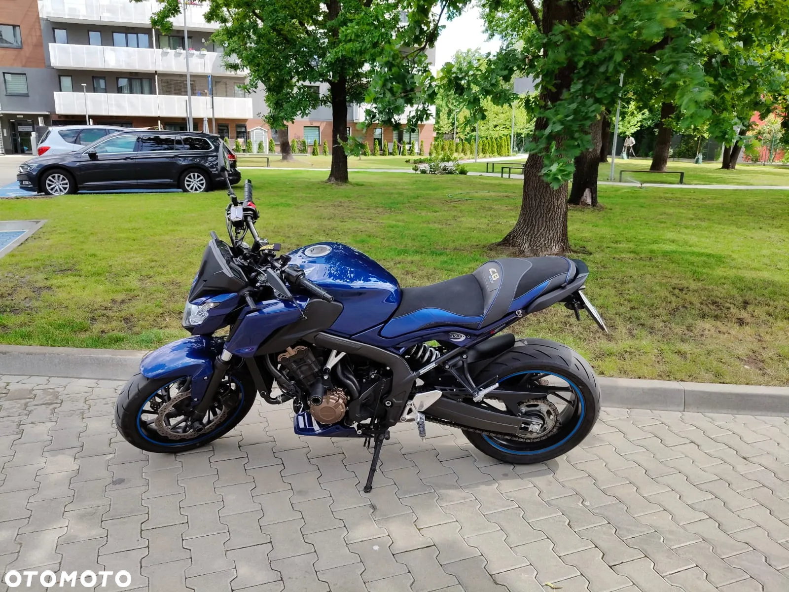 Honda CB - 8