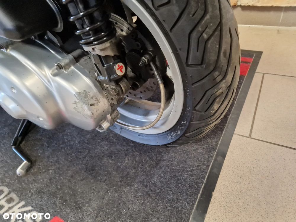 Peugeot Satelis - 18