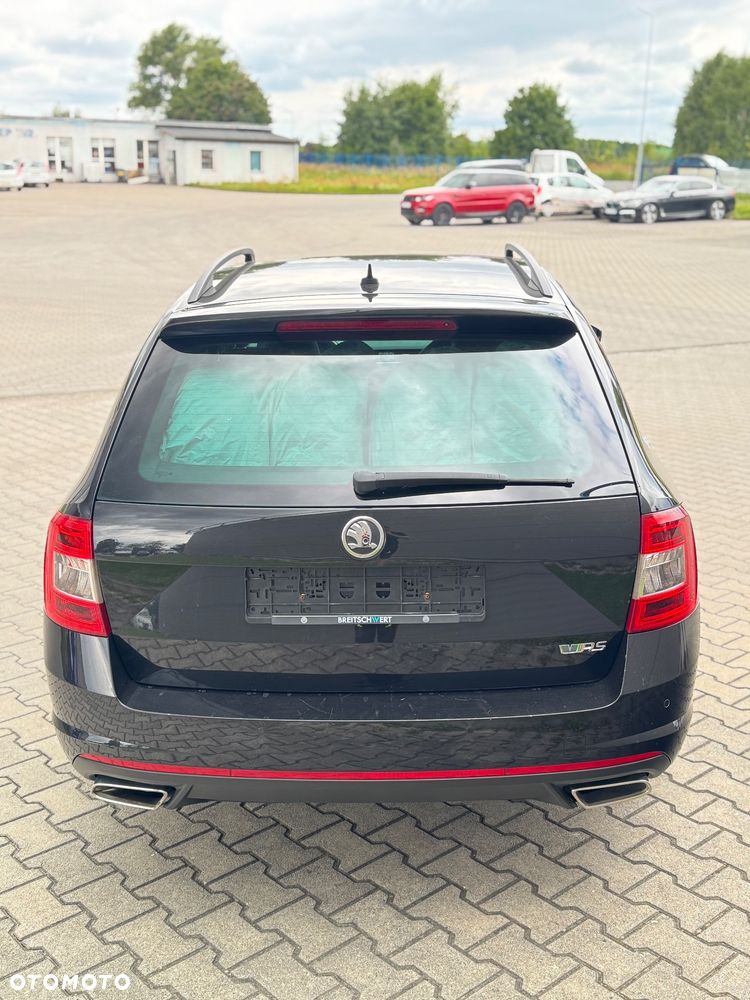 Skoda Octavia 2.0 TDI RS DSG - 8