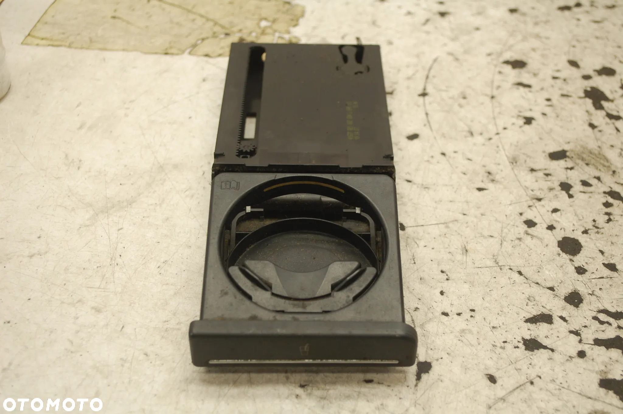 UCHWYT NA KUBEK CUPHOLDER 8E1862534H AUDI A4 B6 B7 8E1862534L 8E1862534 8E1862534F - 2