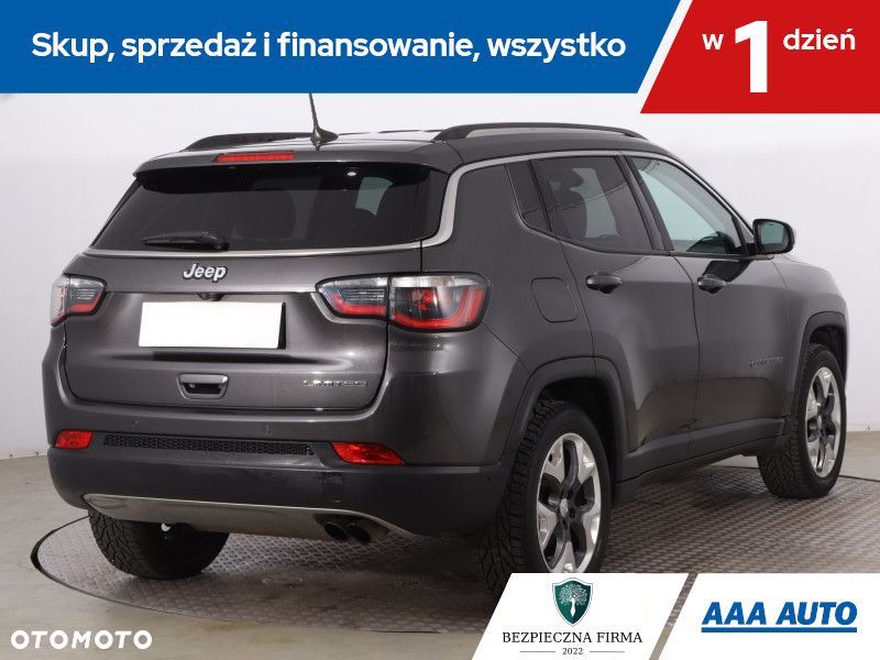 Jeep Compass - 7