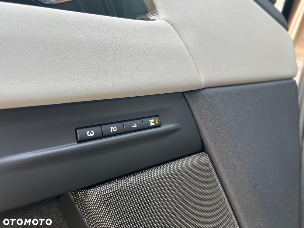 Land Rover Range Rover Evoque 2.0 D200 mHEV Dynamic SE - 9