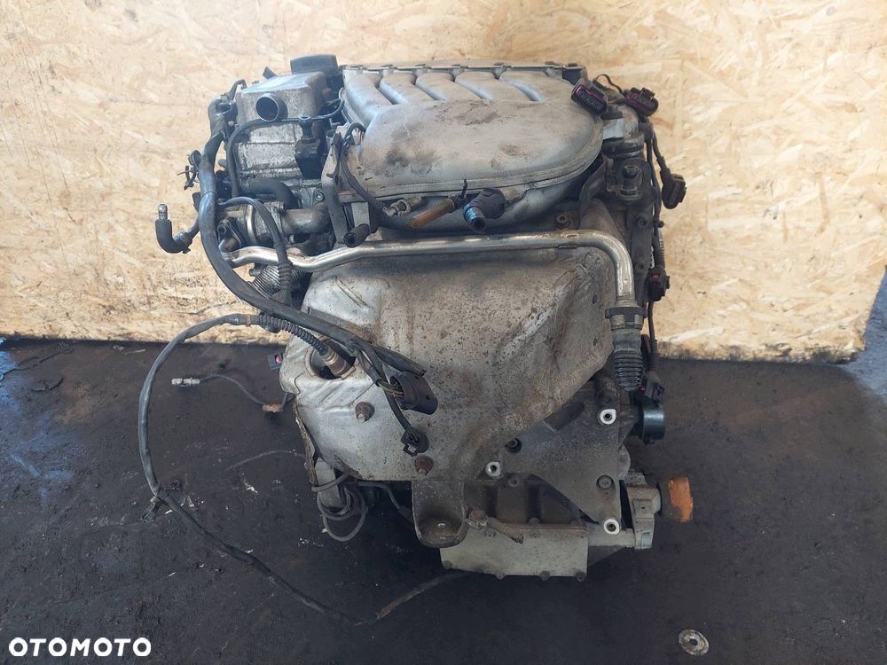 SILNIK BENZYNOWY VOLKSWAGEN PASSAT B5 2.3 VR5 AZX ID: 240182 - 3