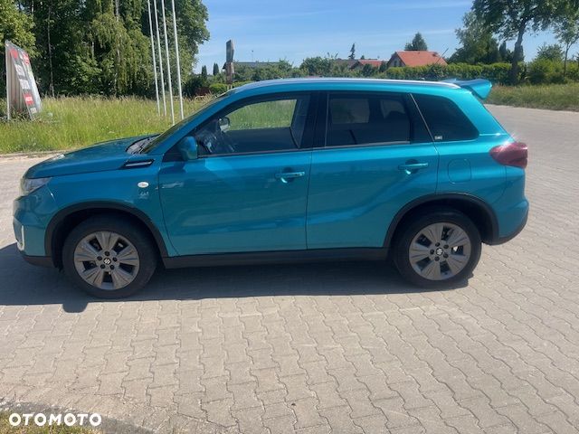 Suzuki Vitara 1.5 Strong Hybrid Elegance Sun 4WD AGS - 4