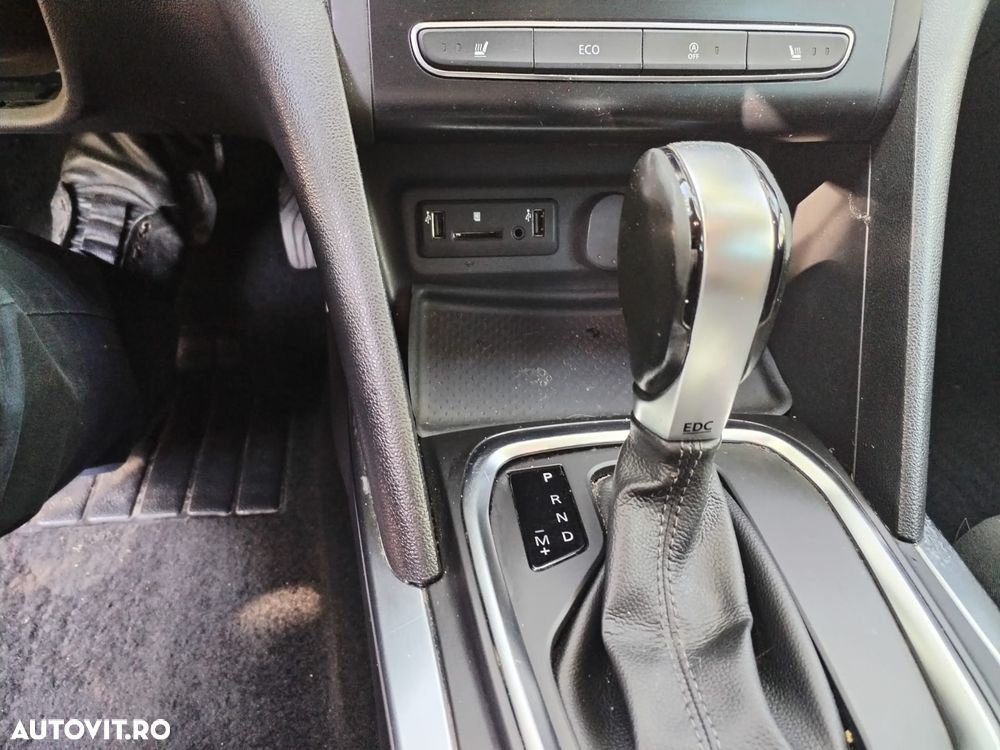 Renault Megane ENERGY dCi 110 EDC BOSE EDITION - 10