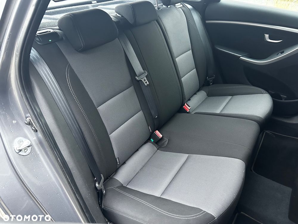 Hyundai i30 1.6 GDI Style - 13