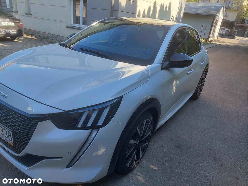 Peugeot 208 - 2