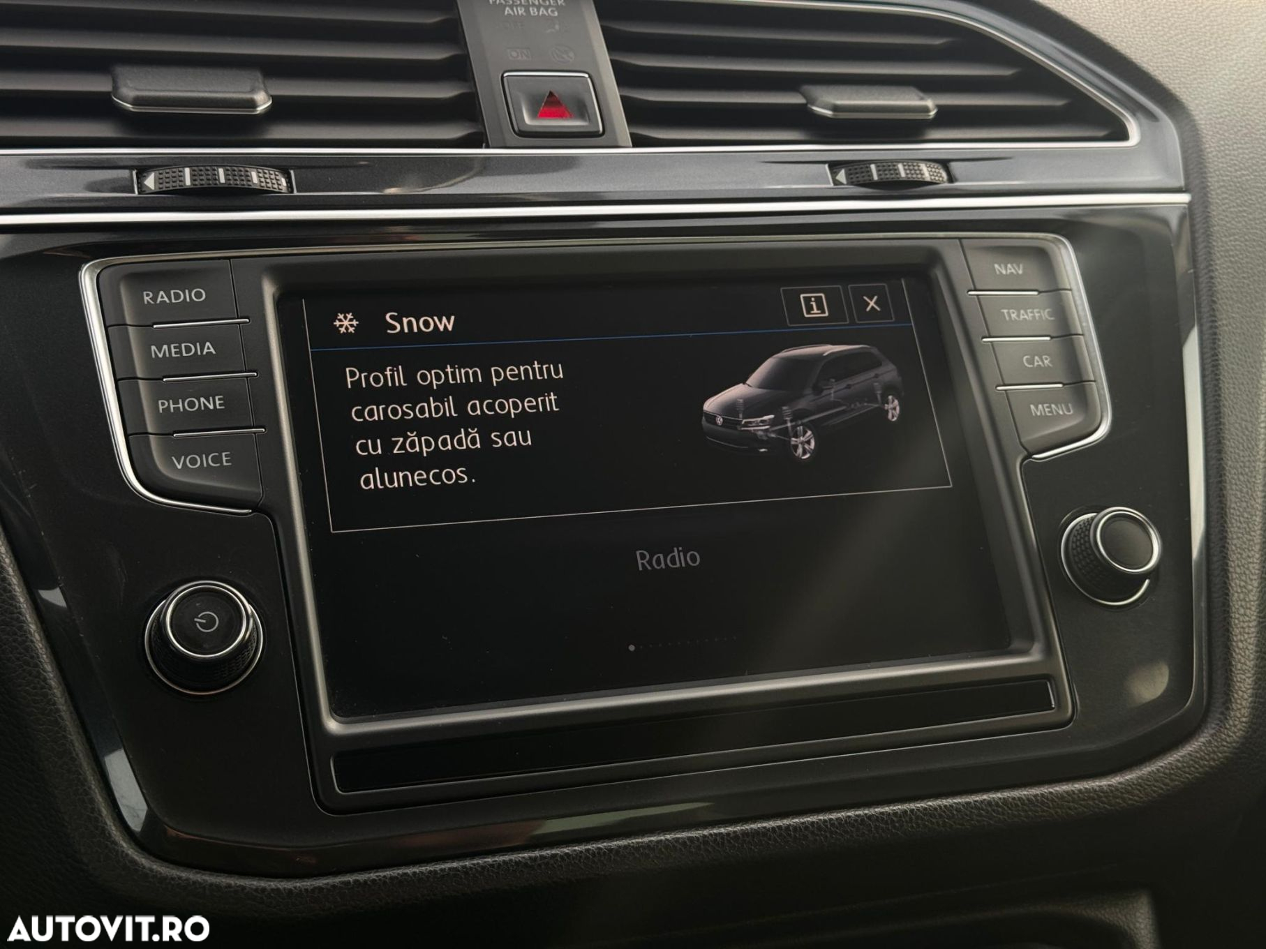 Volkswagen Tiguan - 14