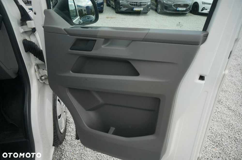 Volkswagen Transporter - 19