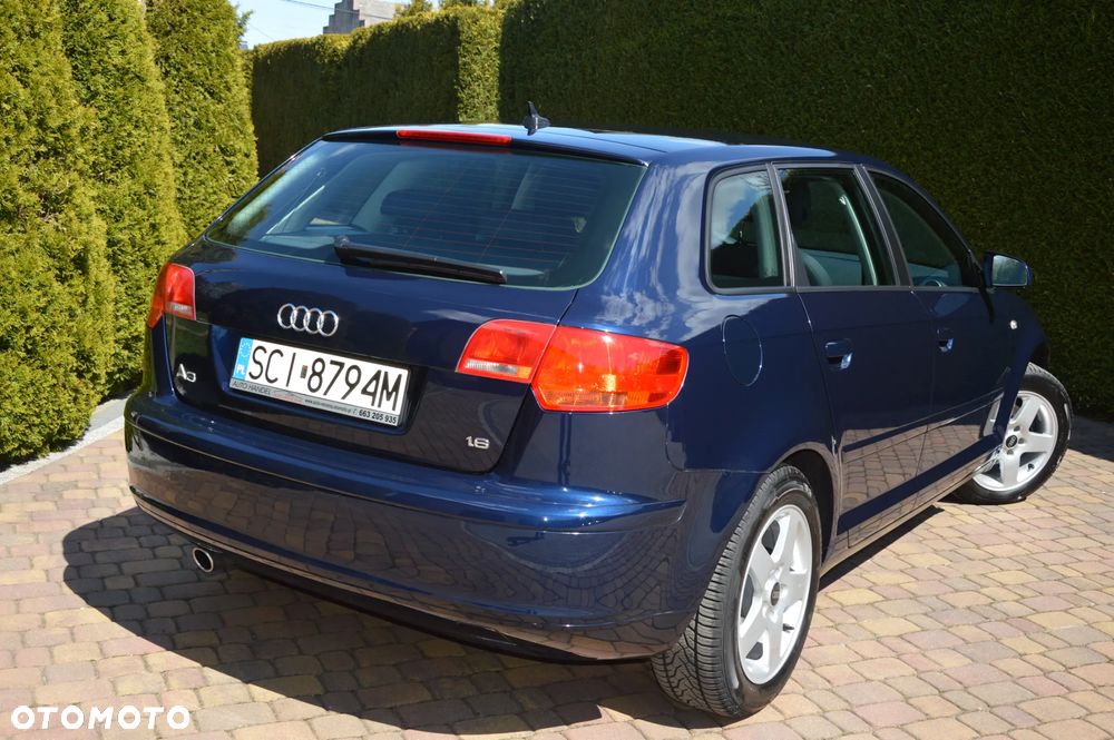 Audi A3 Sportback 1.6 Ambition - 2