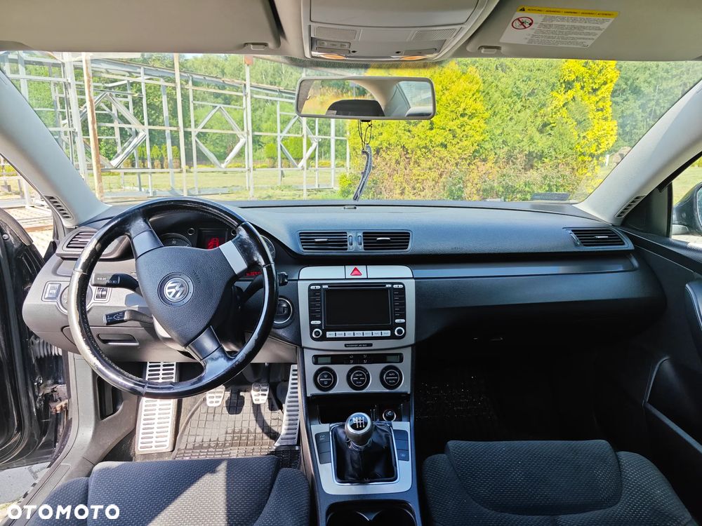 Volkswagen Passat 2.0 TDI DPF Comfortline - 5
