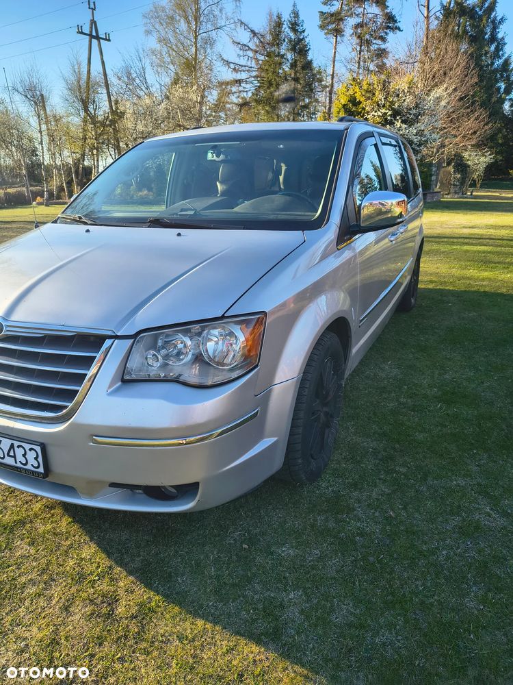 Chrysler Town & Country 4.0 Limited - 3