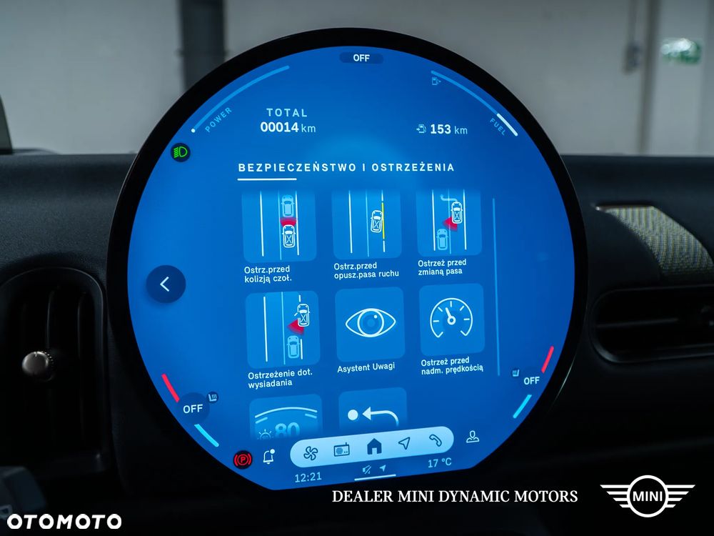 MINI Cooper C Essential Trim - 32
