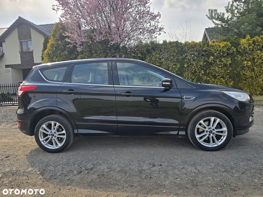 Ford Kuga - 4