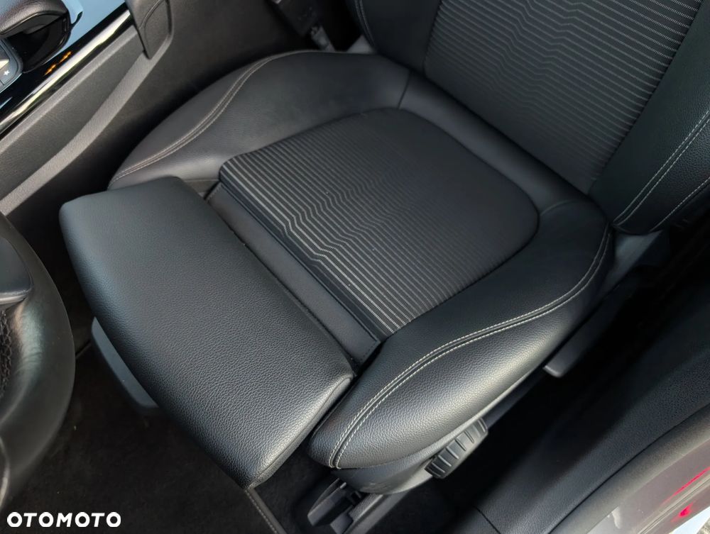 Mercedes-Benz CLA 200 d Progressive 8G-DCT - 22