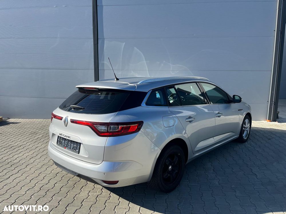 Renault Megane 1.5 dCi Dynamique Aut. - 6