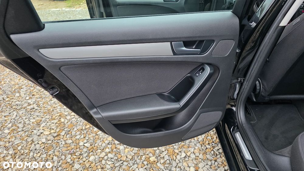 Audi A4 Limousine 1.8 TFSI Attraction - 15