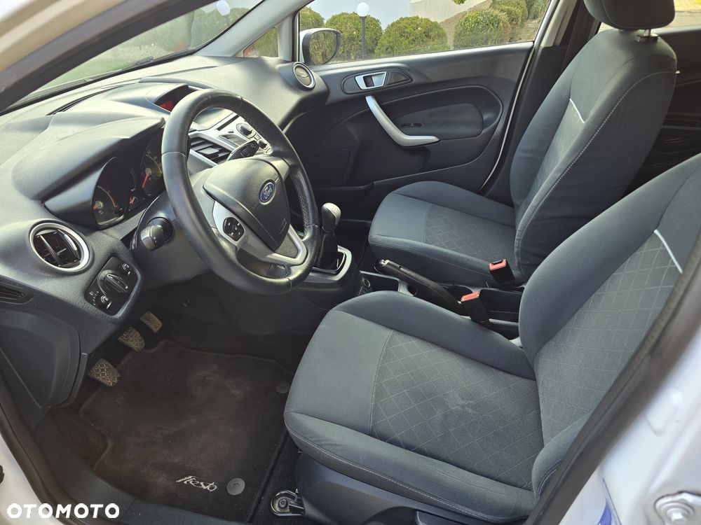 Ford Fiesta 1.4 TDCI - 8