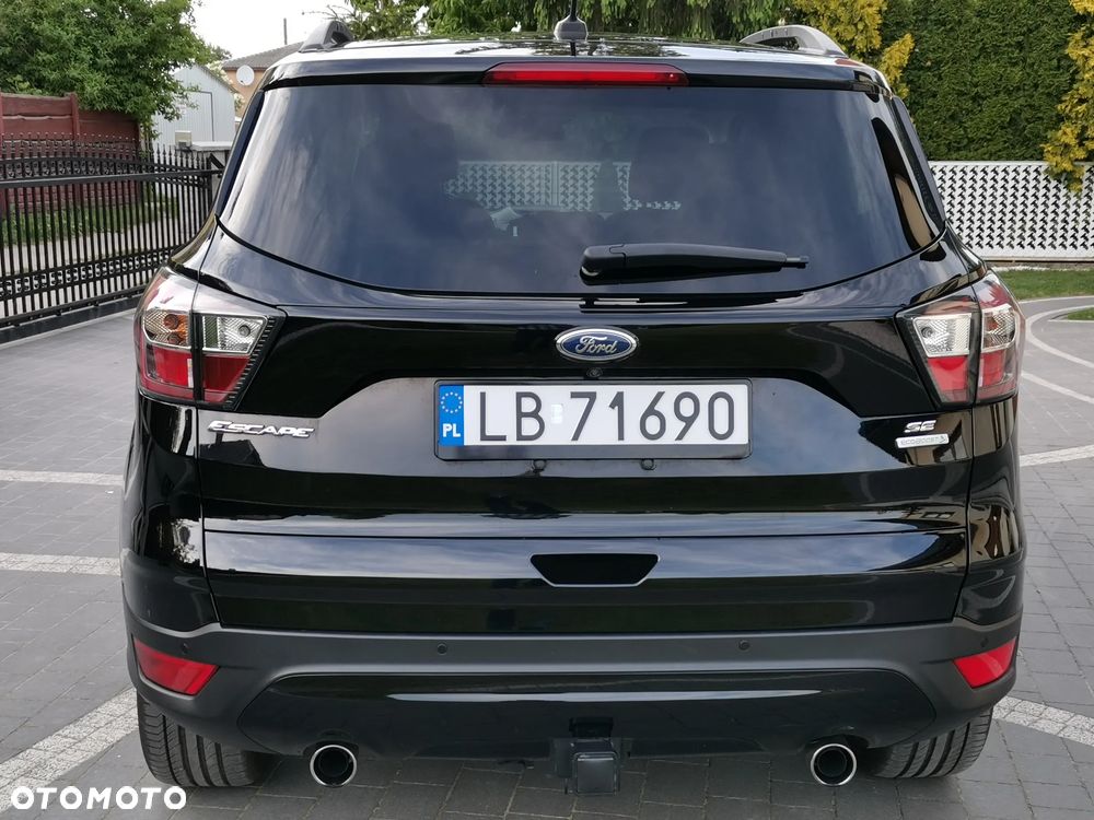 Ford Escape 2.0 EcoBoost AWD Titanium - 5