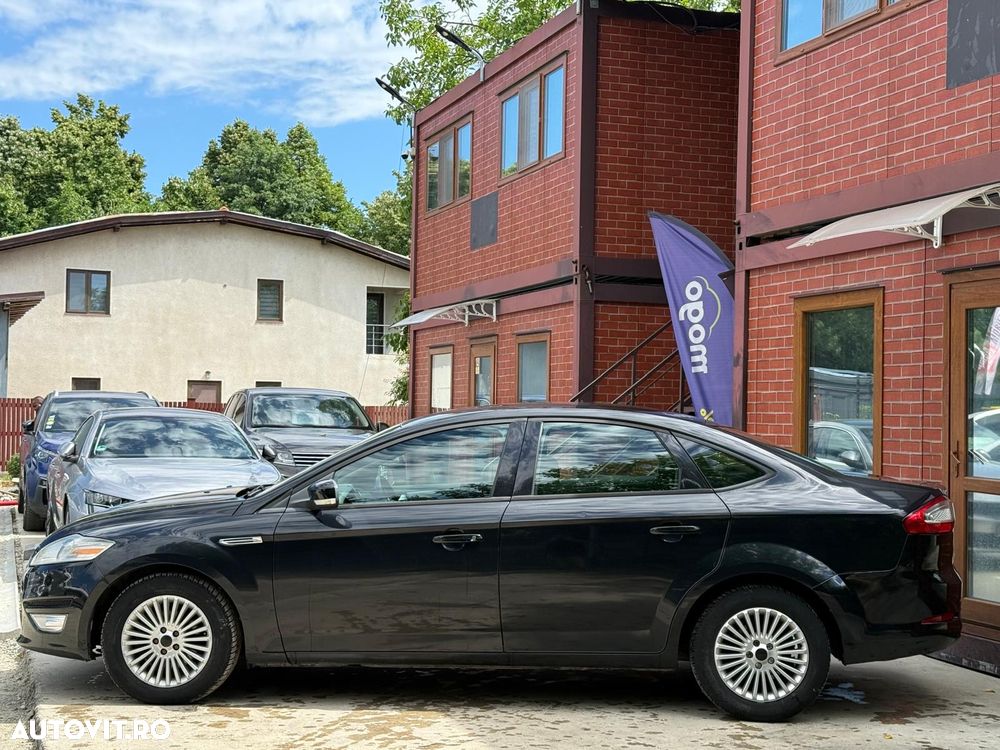 Ford Mondeo - 29