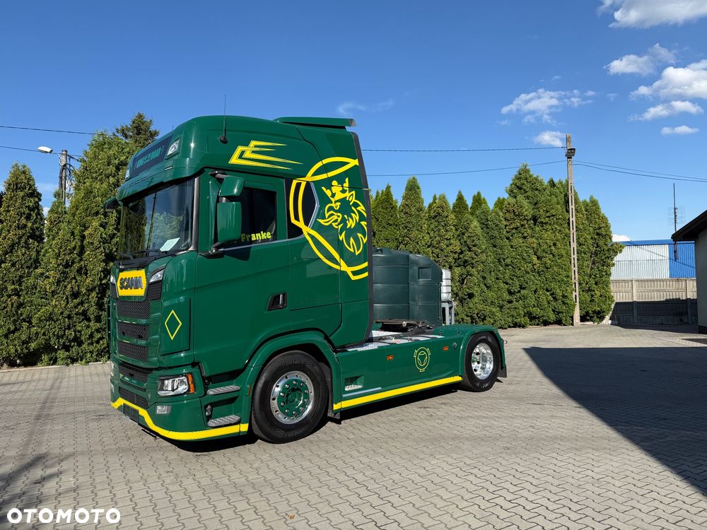 Scania - 16