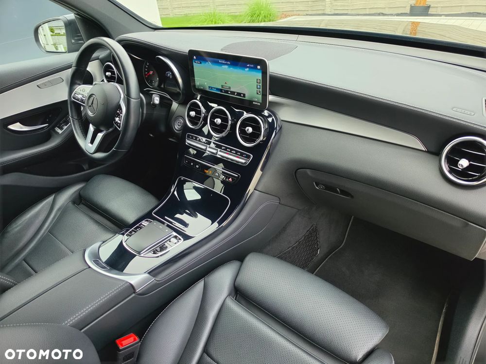 Mercedes-Benz GLC 200 4Matic 9G-TRONIC - 23
