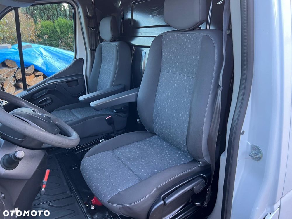 Opel MOVANO 2.3 - 19