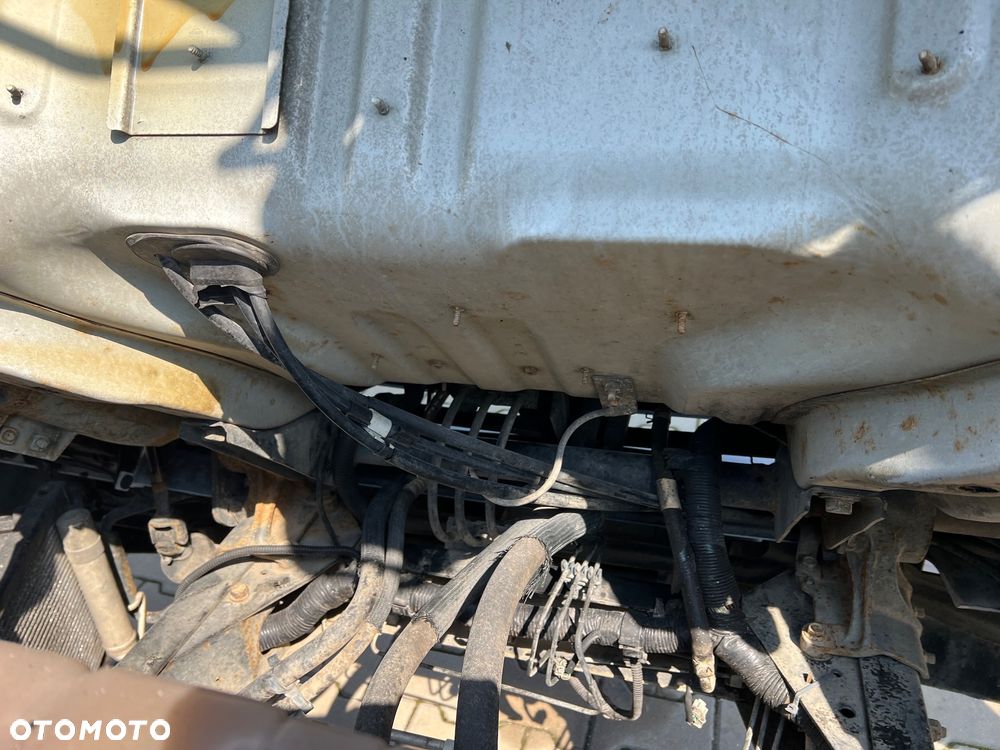 Nissan Cabstar - 19