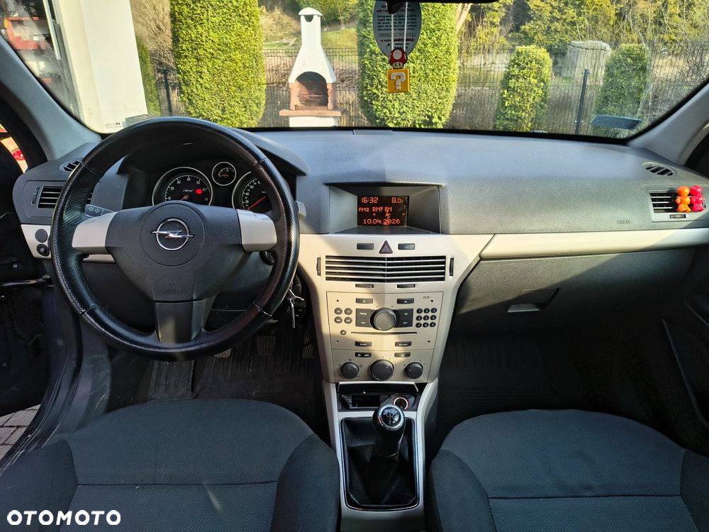 Opel Astra 1.4 Essentia - 1