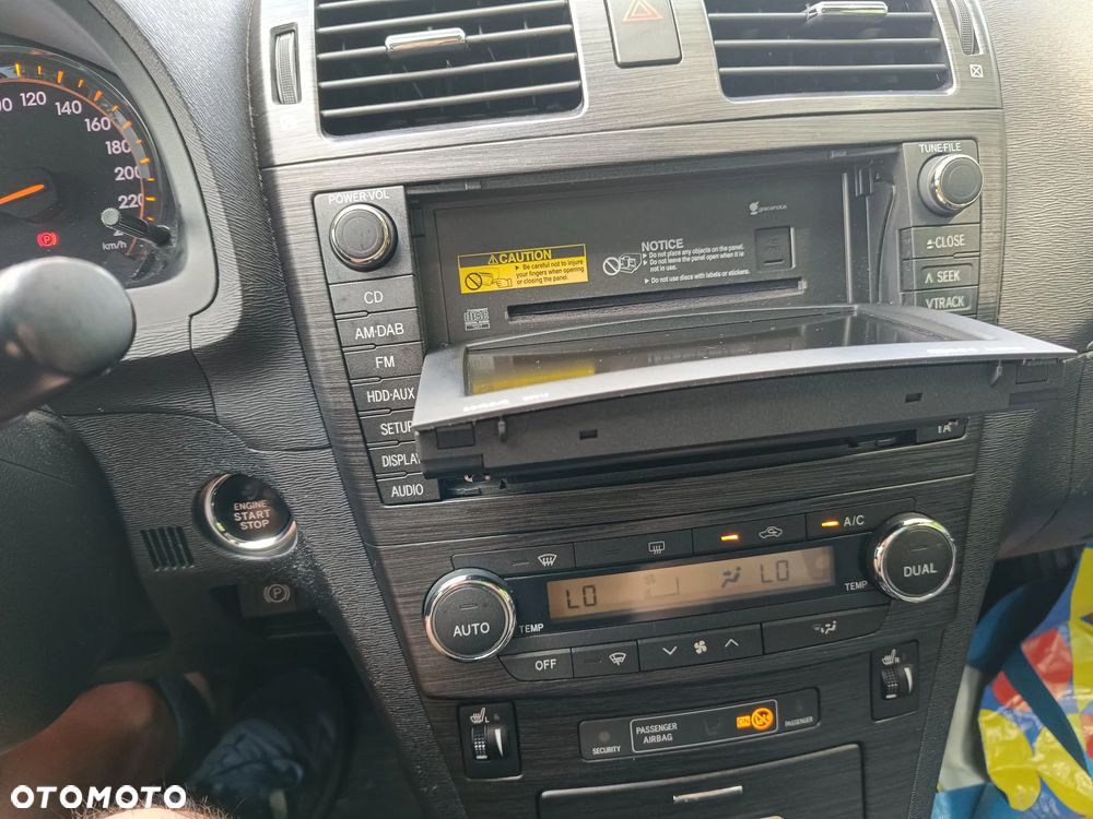 Toyota Avensis 2.0 Prestige NAVI - 28