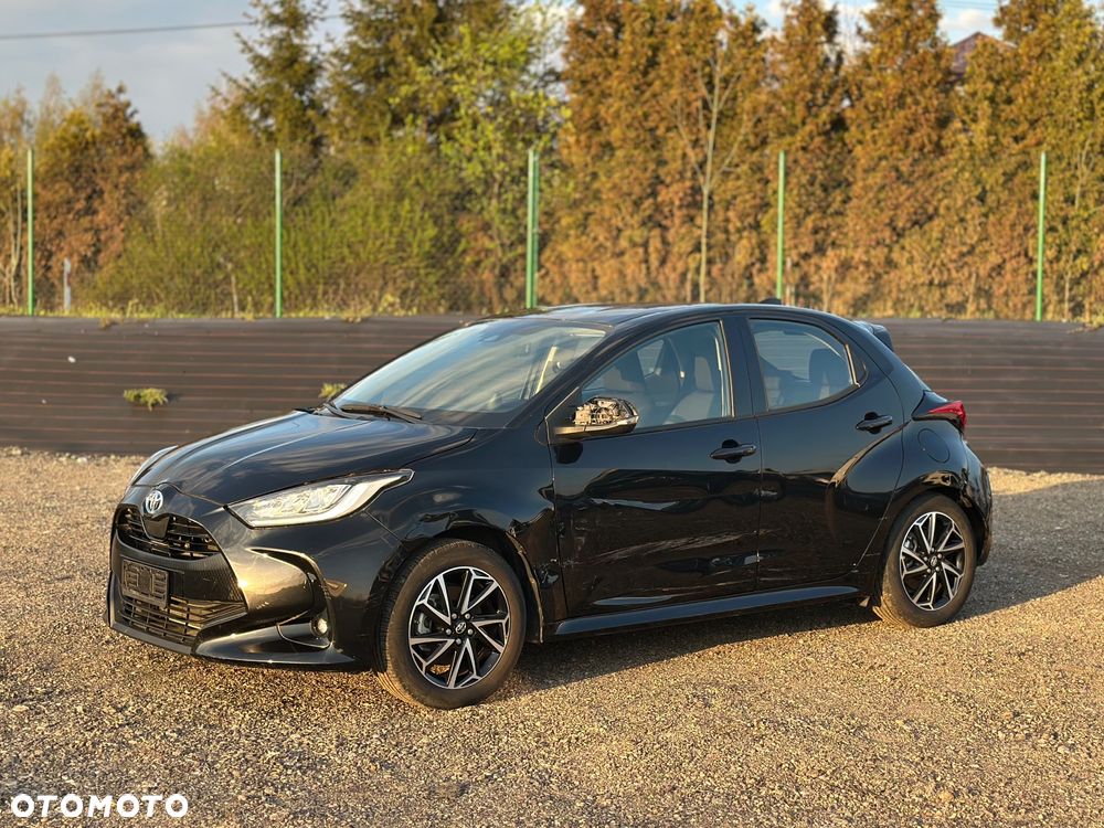 Toyota Yaris - 10