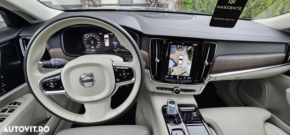 Volvo S90 - 23