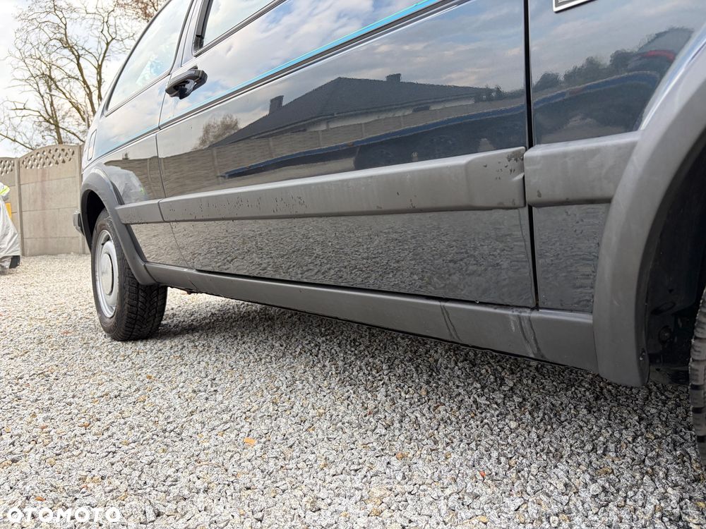 Volkswagen Golf 1.6 CL - 18