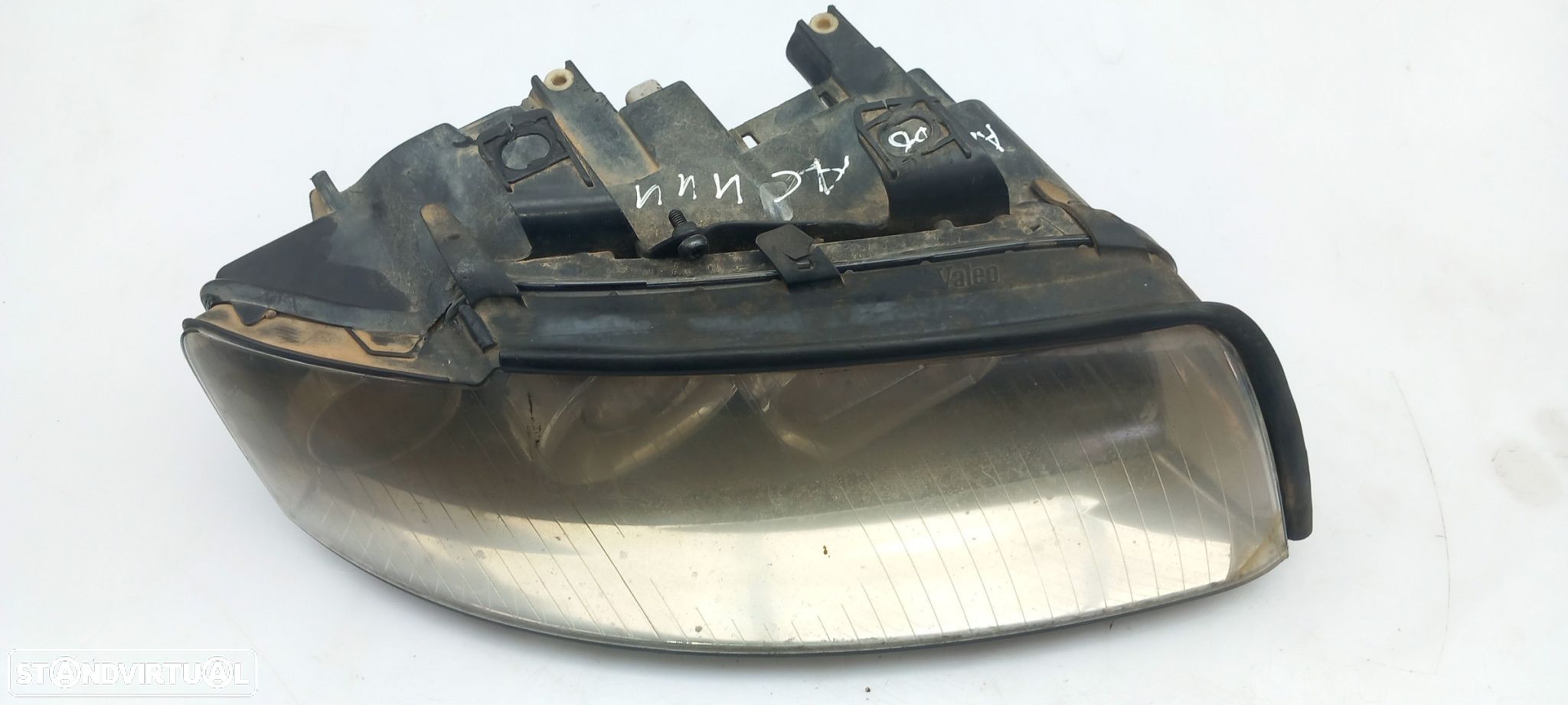 Ótica / farol direita AUDI A4 (8E2, B6) - 1