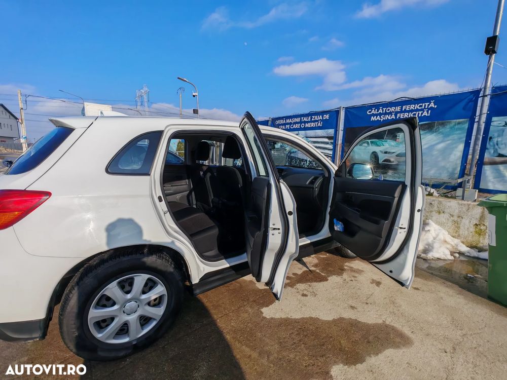 Mitsubishi ASX 1.6 Litre 2WD MIVEC Inform - 4