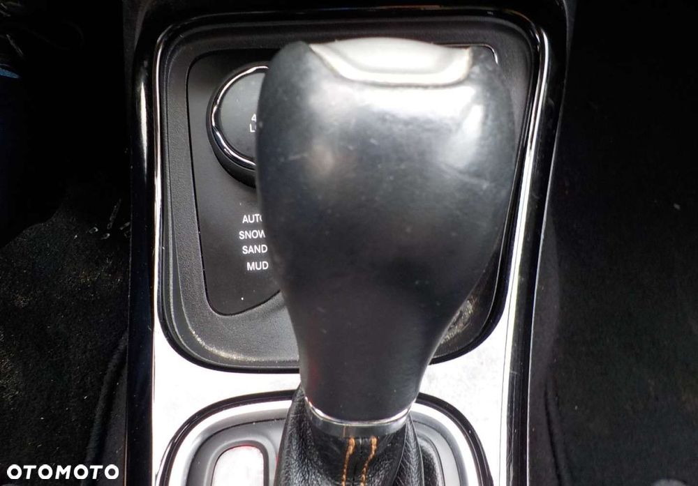 Jeep Compass - 33