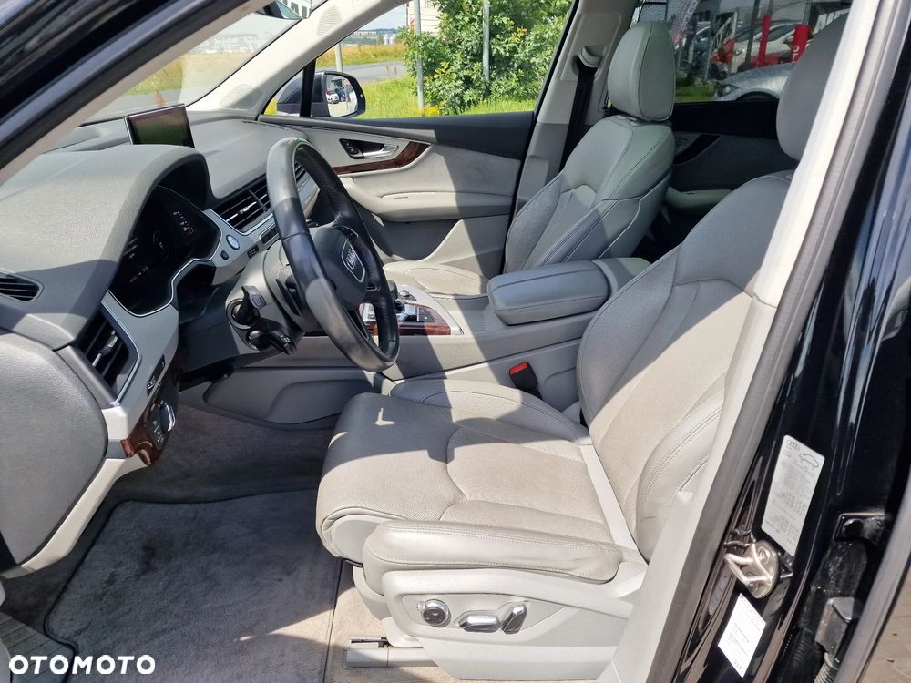 Audi Q7 3.0 TDI Quattro Tiptronic - 17