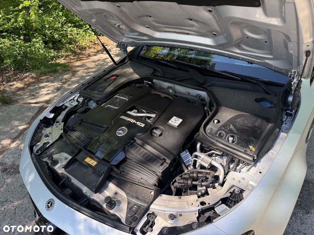 Mercedes-Benz Klasa E AMG 63 4-Matic+ - 22