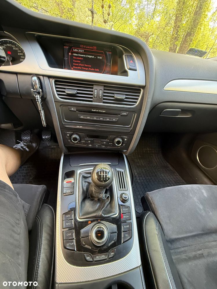 Audi A4 Limousine 2.0 TDI - 9