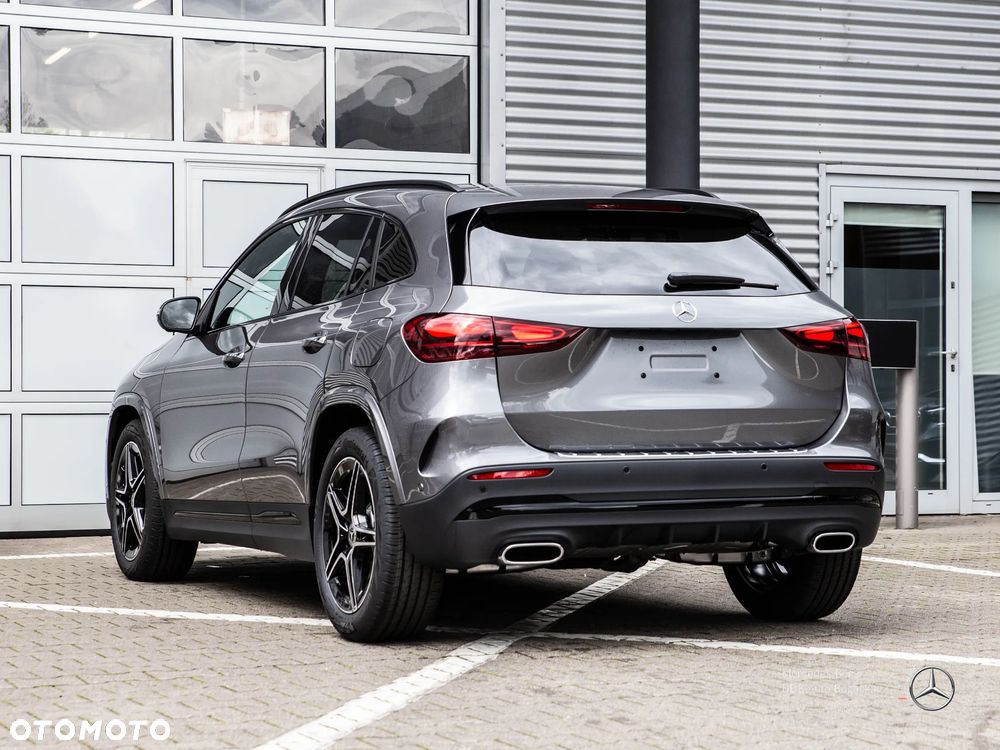 Mercedes-Benz GLA 220 mHEV 4-Matic AMG Line 8G-DCT - 4