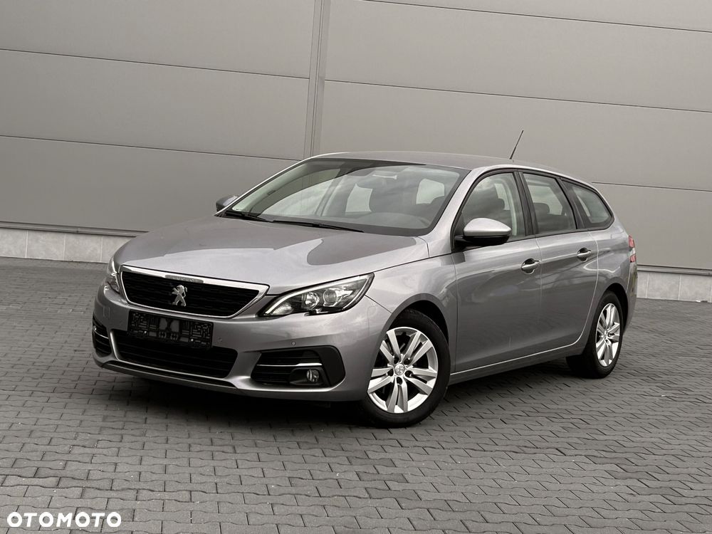 Peugeot 308 - 1